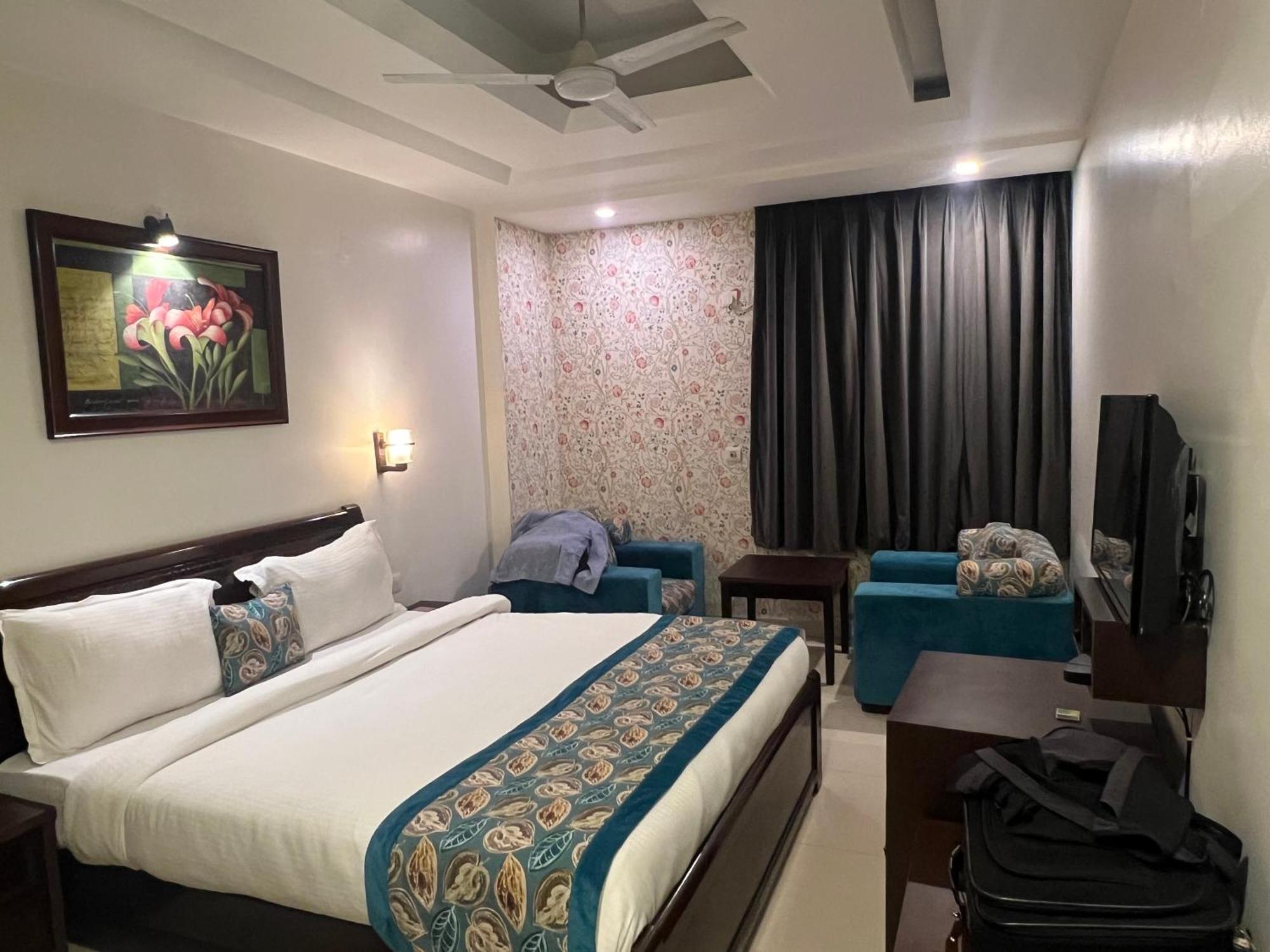 Nikko Blue - Boutique Hotel Gurgaon