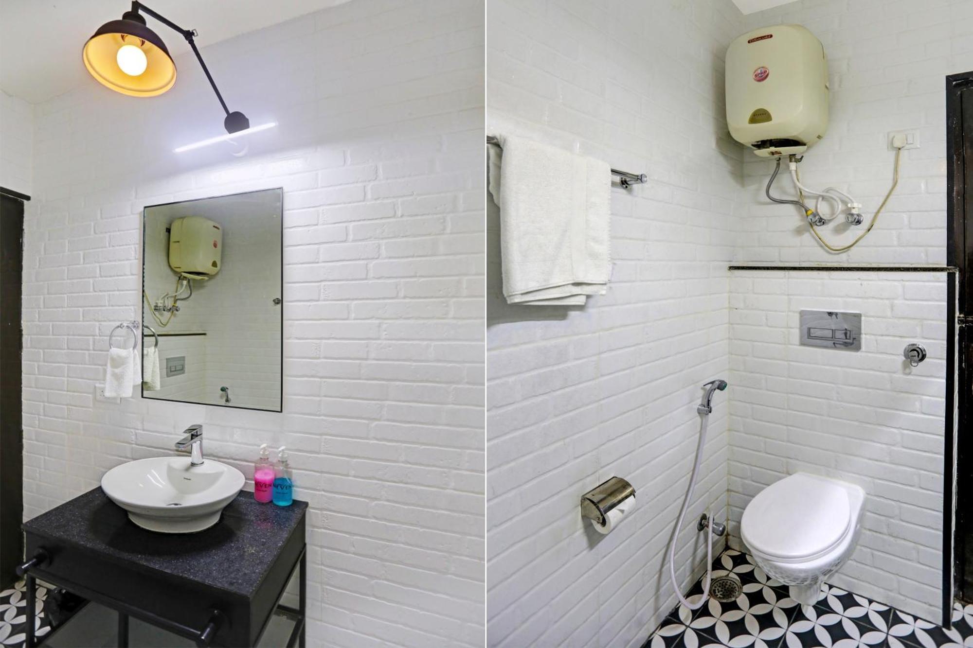 Townhouse 1184 N Huda Center Gurgaon
