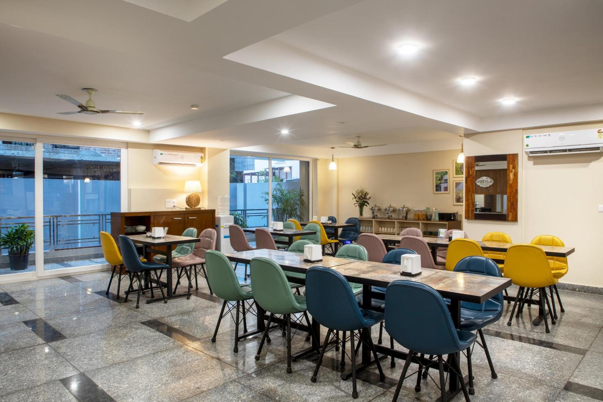 Perch Arbor Cyber 3* Gurgaon