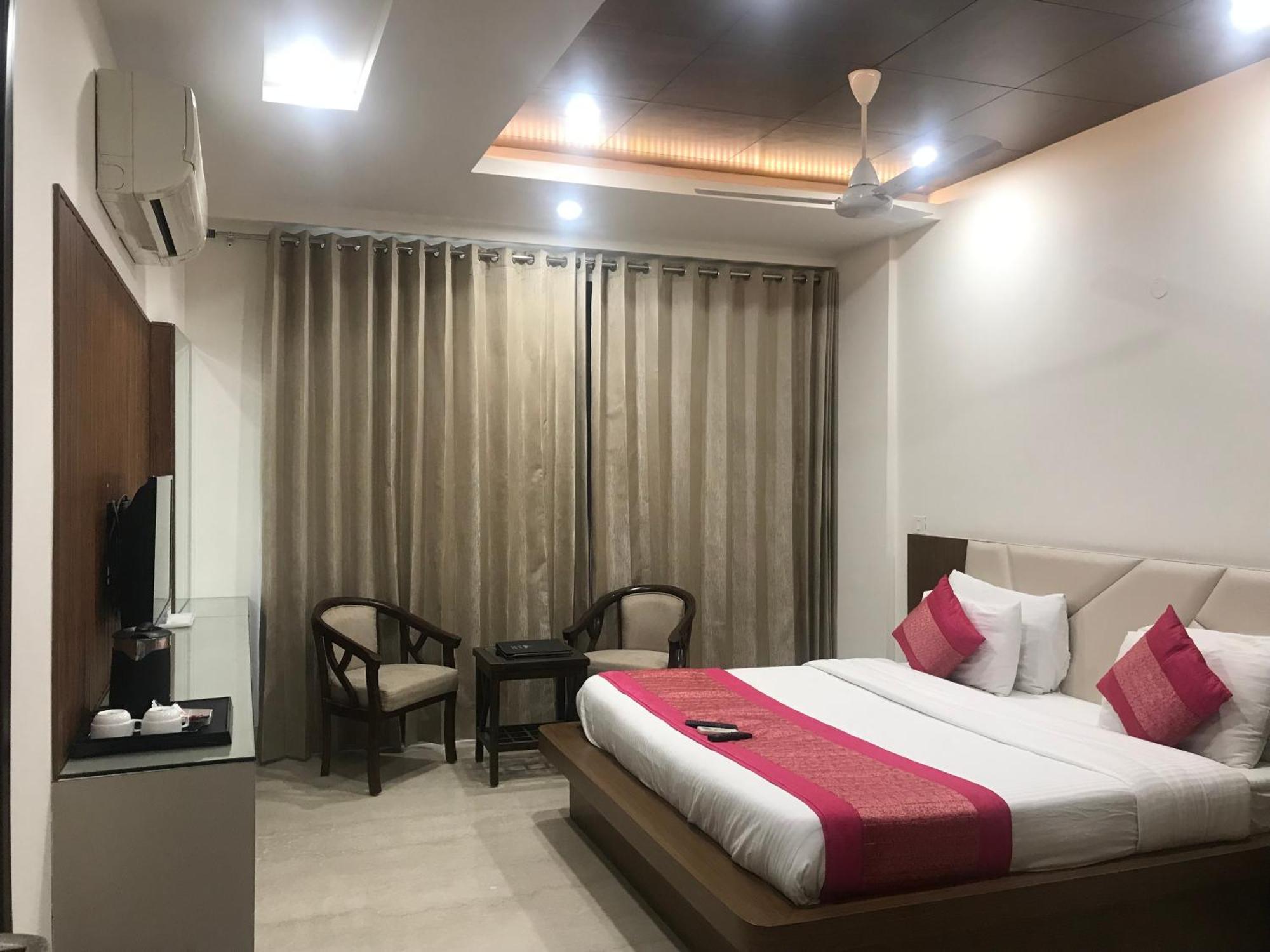 Gazebo & Medanta Apartment Gurgaon