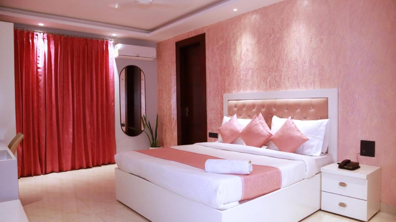 Guest house Vs Residency Gurgaon