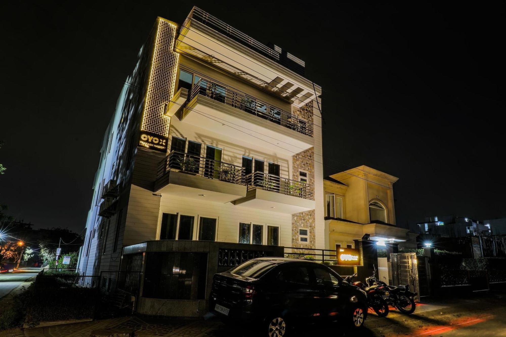 Super Oyo Capital O 325 Medanta Square Gurgaon