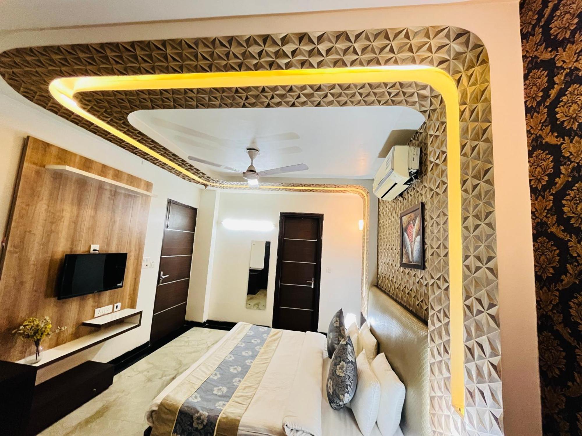Dayal Regency Near Imt Chowk Manesar, Manesar Guest house