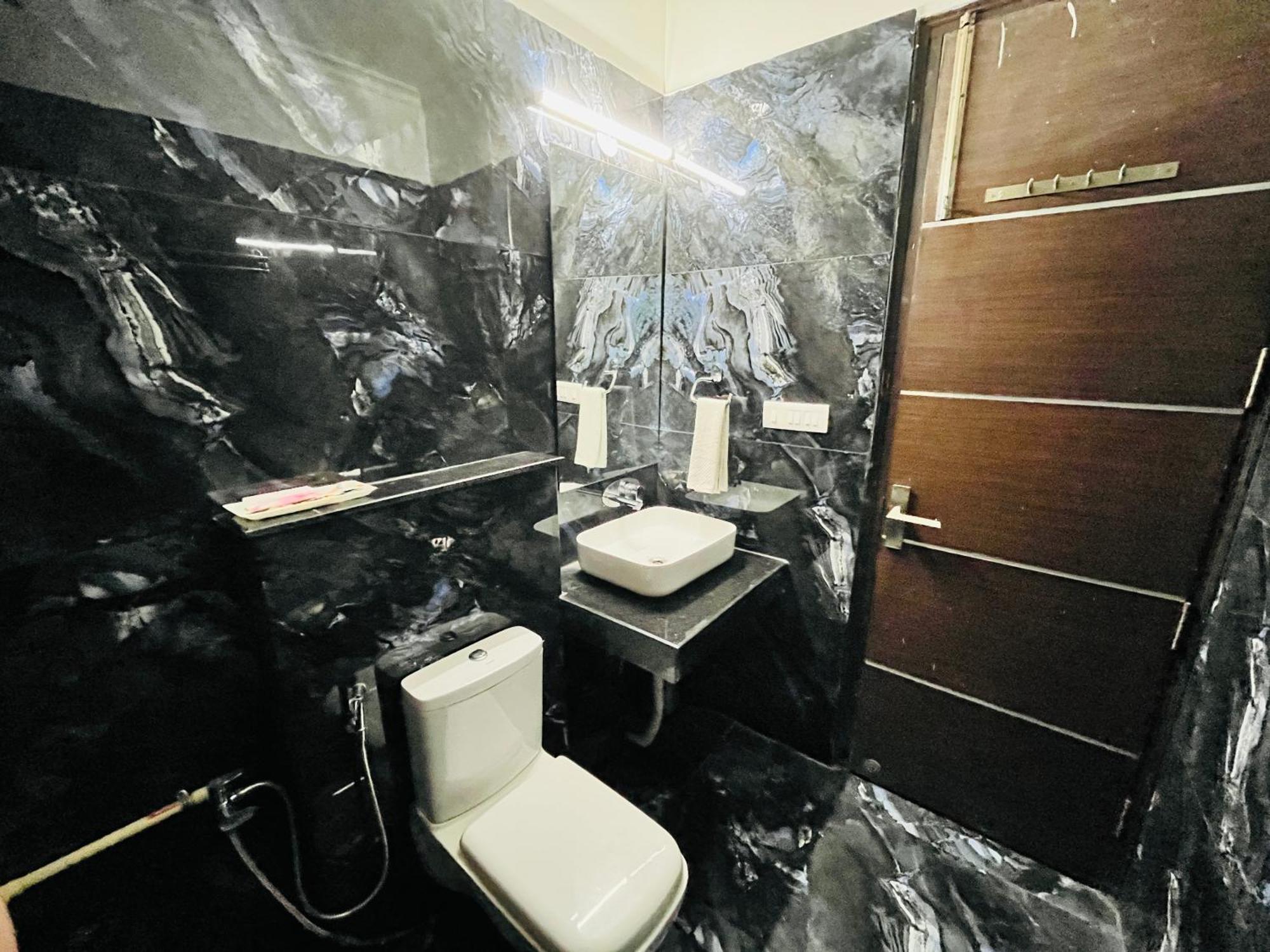 Dayal Regency Near Imt Chowk Manesar, Manesar Guest house 3*
