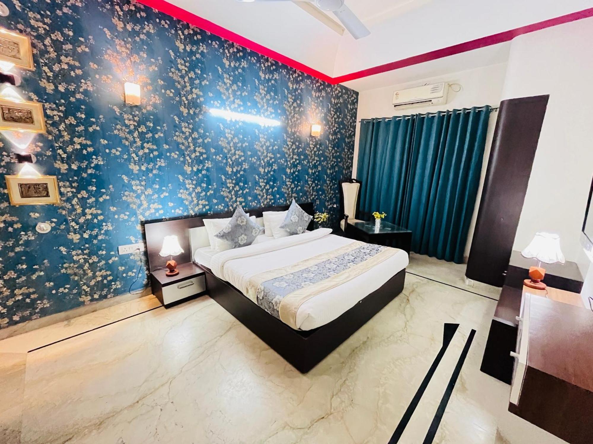 Dayal Regency Near Imt Chowk Manesar, Manesar Guest house