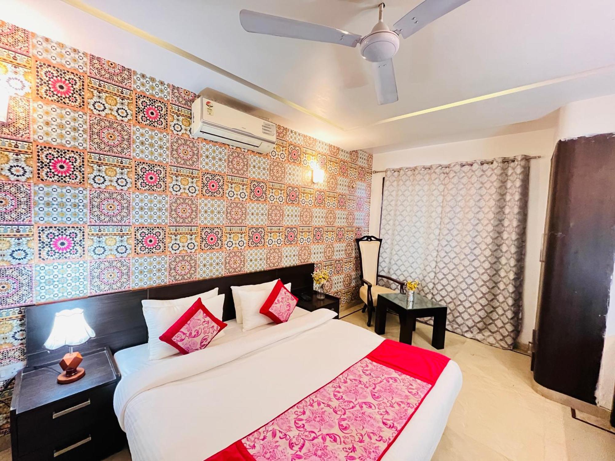 Dayal Regency Near Imt Chowk Manesar, Manesar Guest house Gurgaon