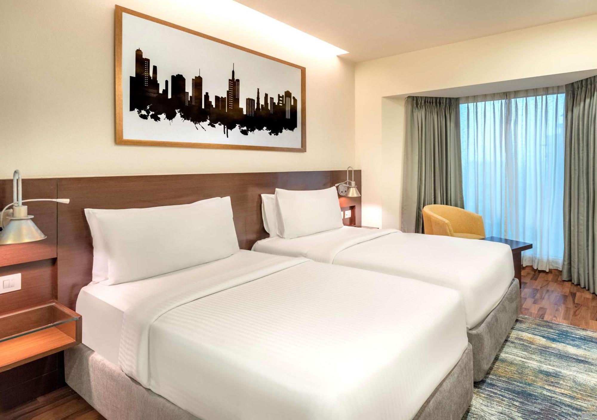 Hotel Radisson Gurugram Sohna Road Center