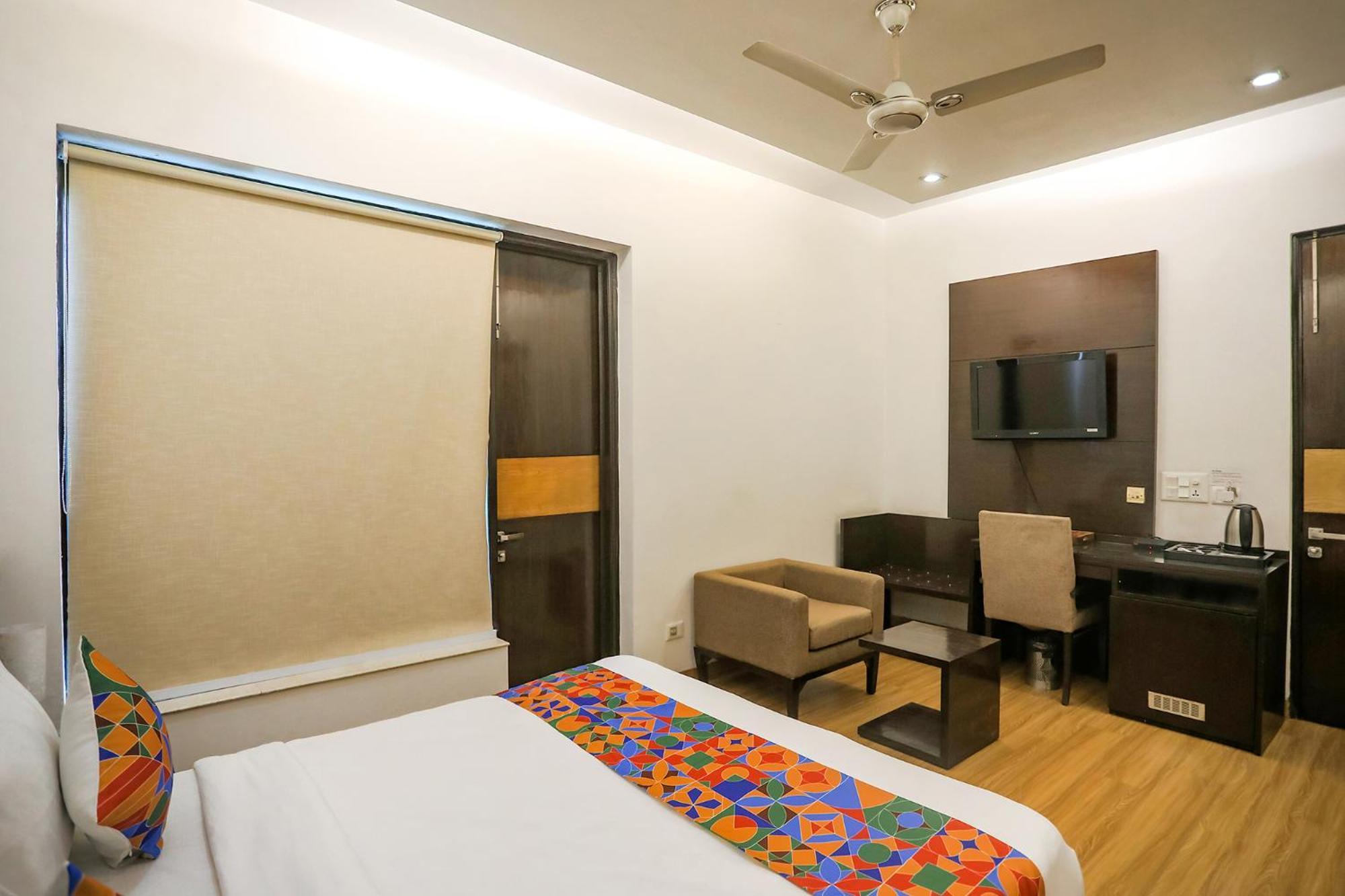 Fabhotel Rivlet Residency 3*