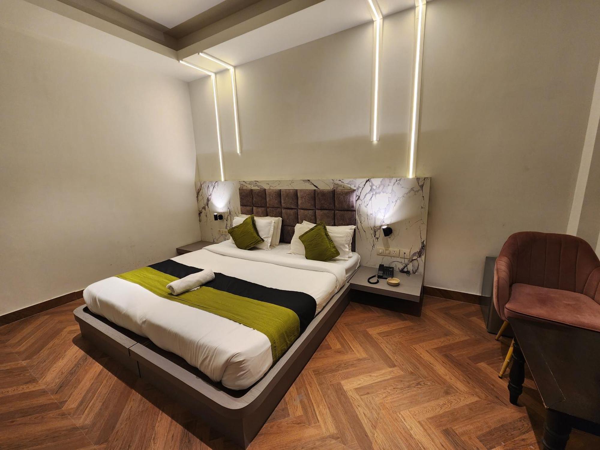 Square9 - A Boutique Hotel 3*