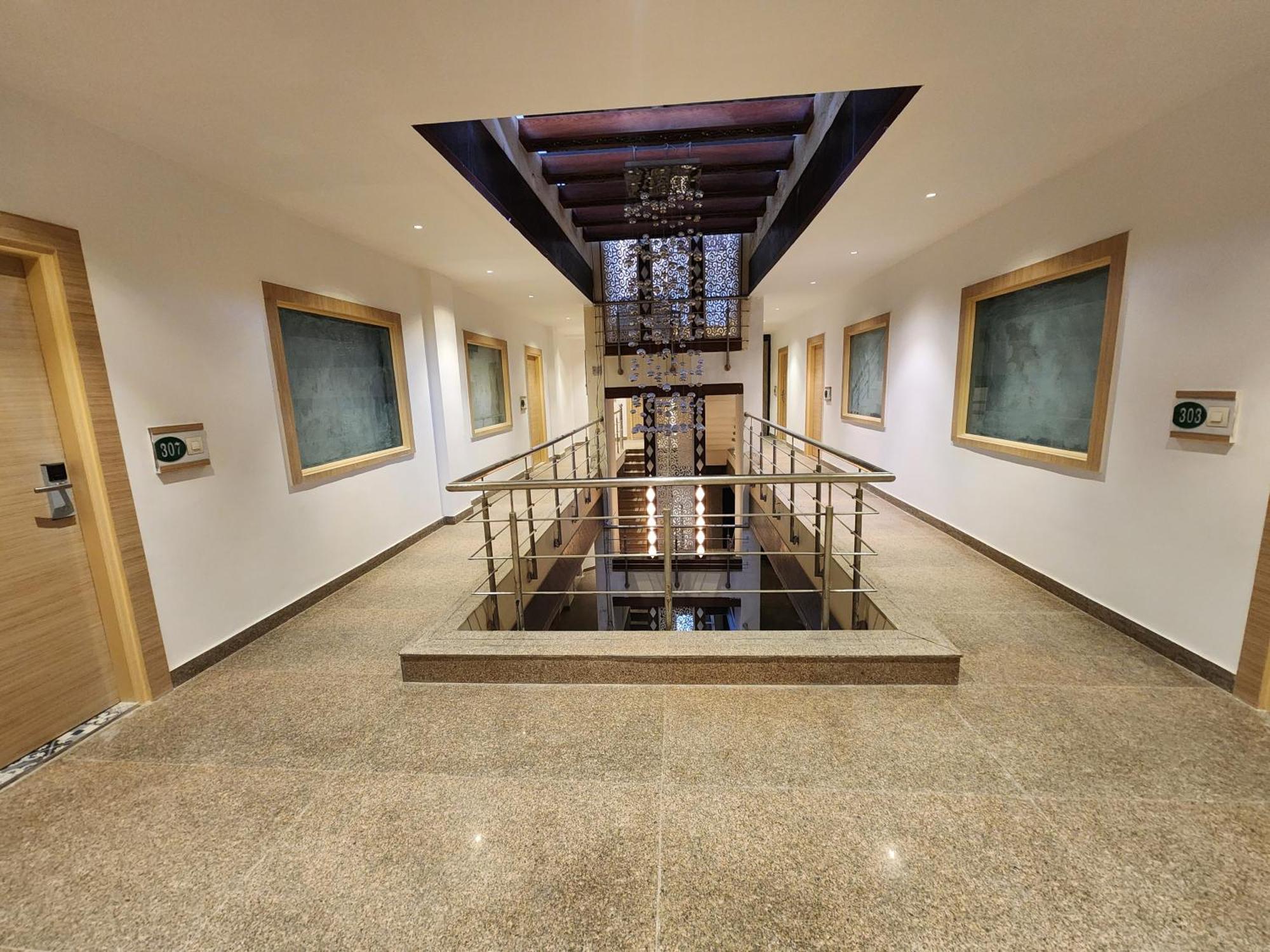 Square9 - A Boutique Hotel