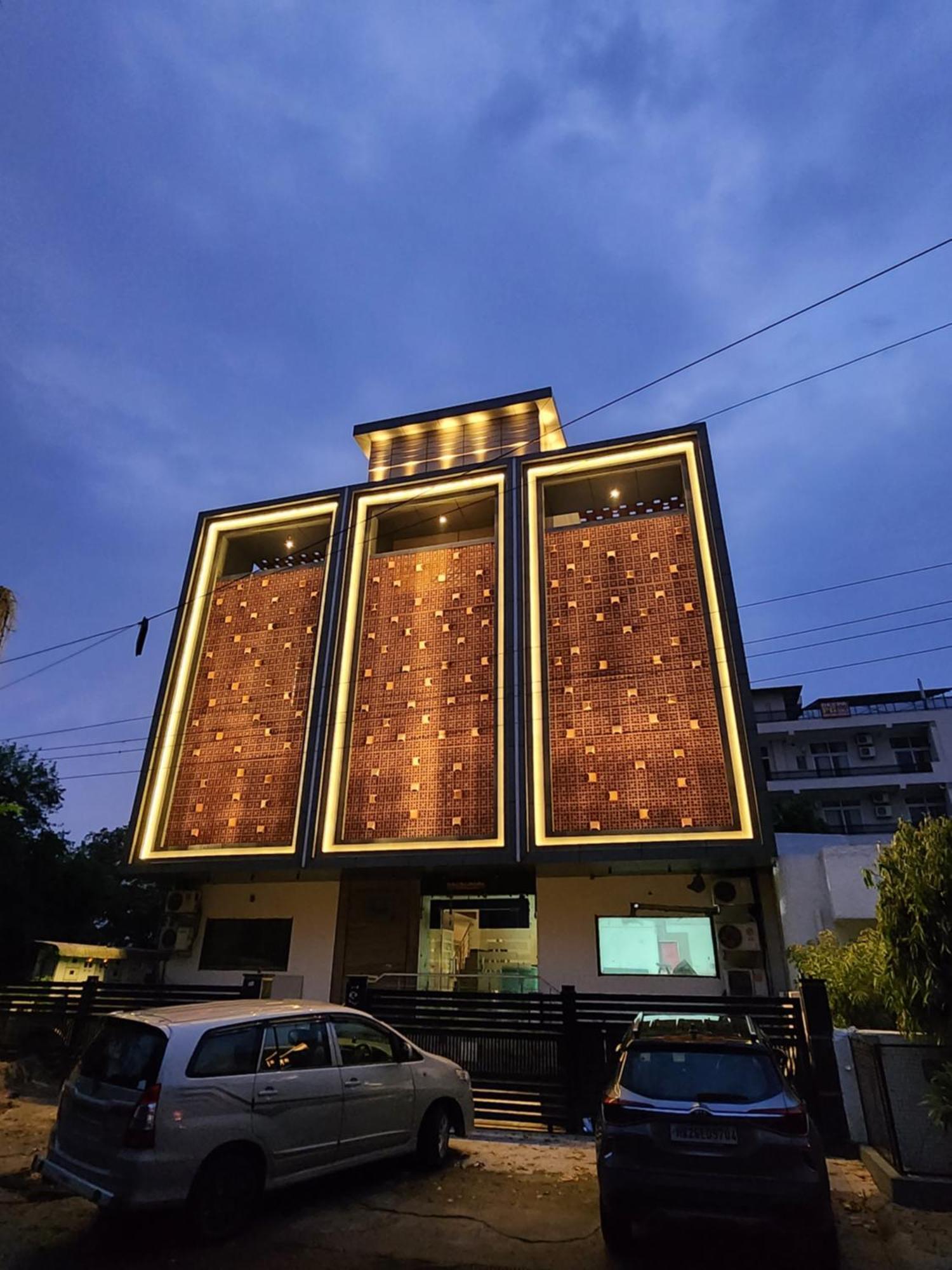 Square9 - A Boutique Gurgaon