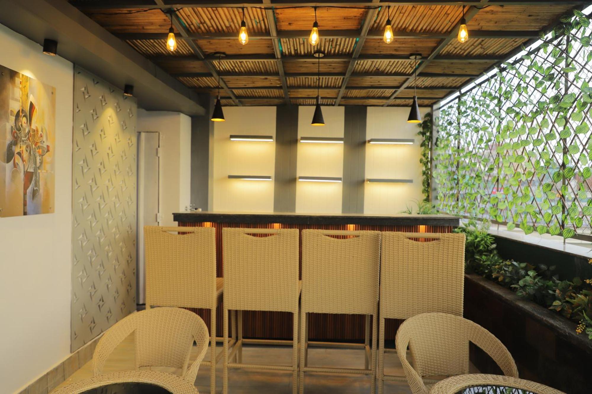 Hotel Haris Mg Road Gurugram