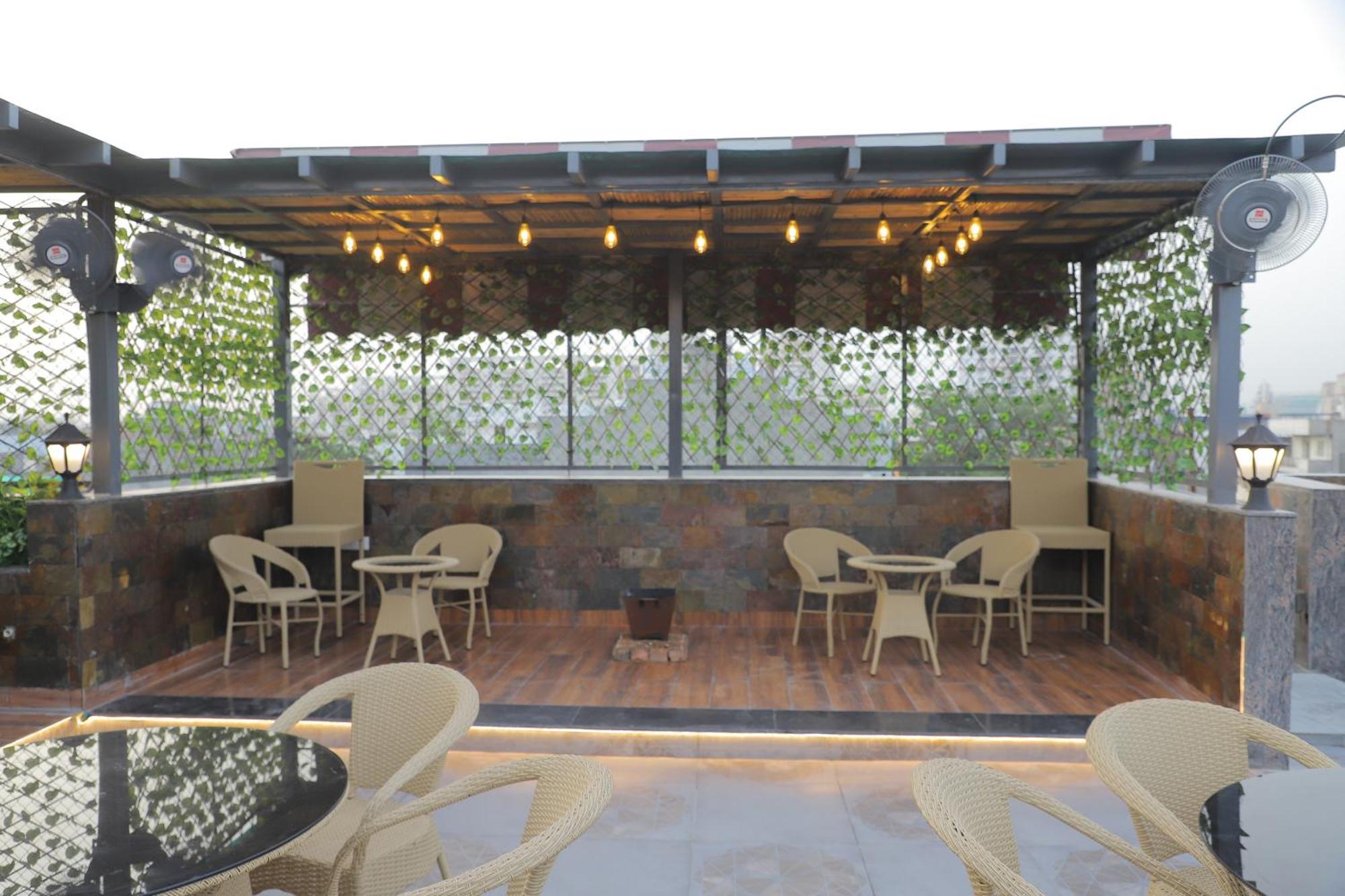 Haris Mg Road Gurugram 3* Gurgaon