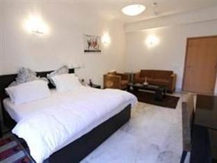 Hotel Luxury And Jcm Marg