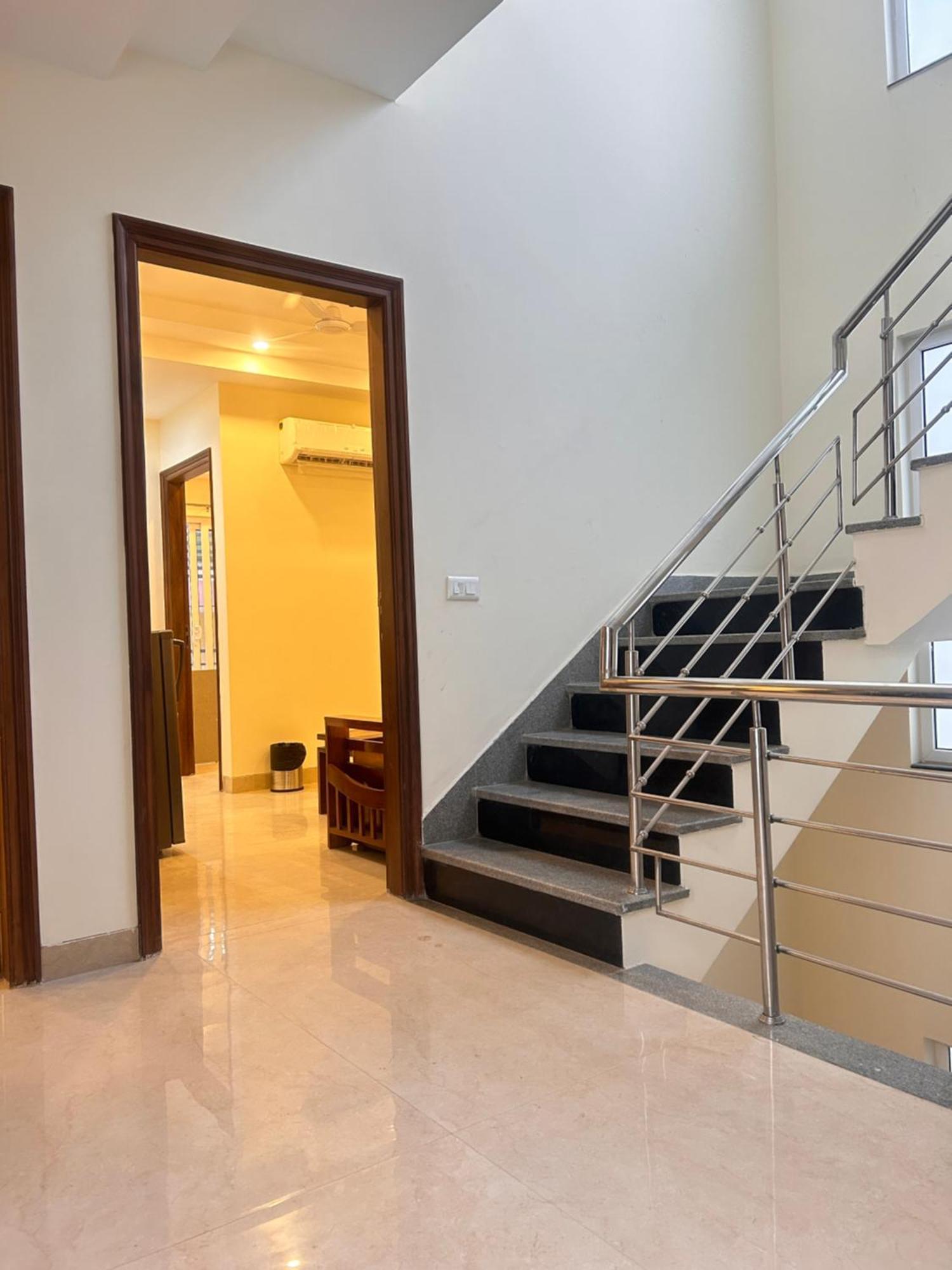 Lime Tree Service - Medanta Medicity, Hotel Gurgaon