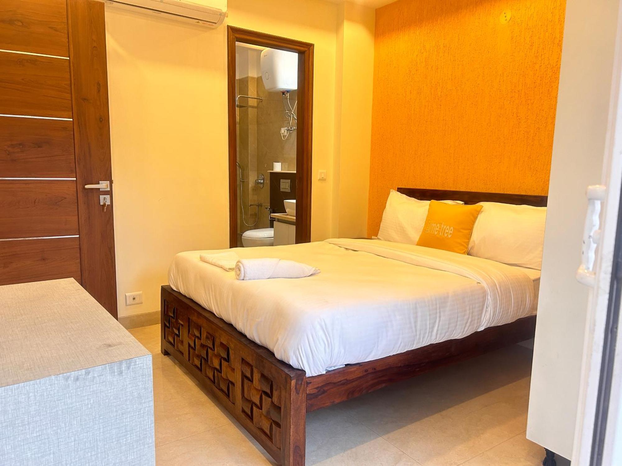 Lime Tree Service - Medanta Medicity, 3*