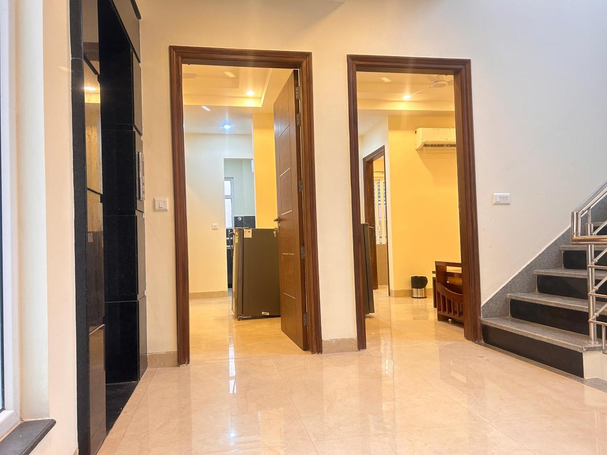 Lime Tree Service - Medanta Medicity, Hotel