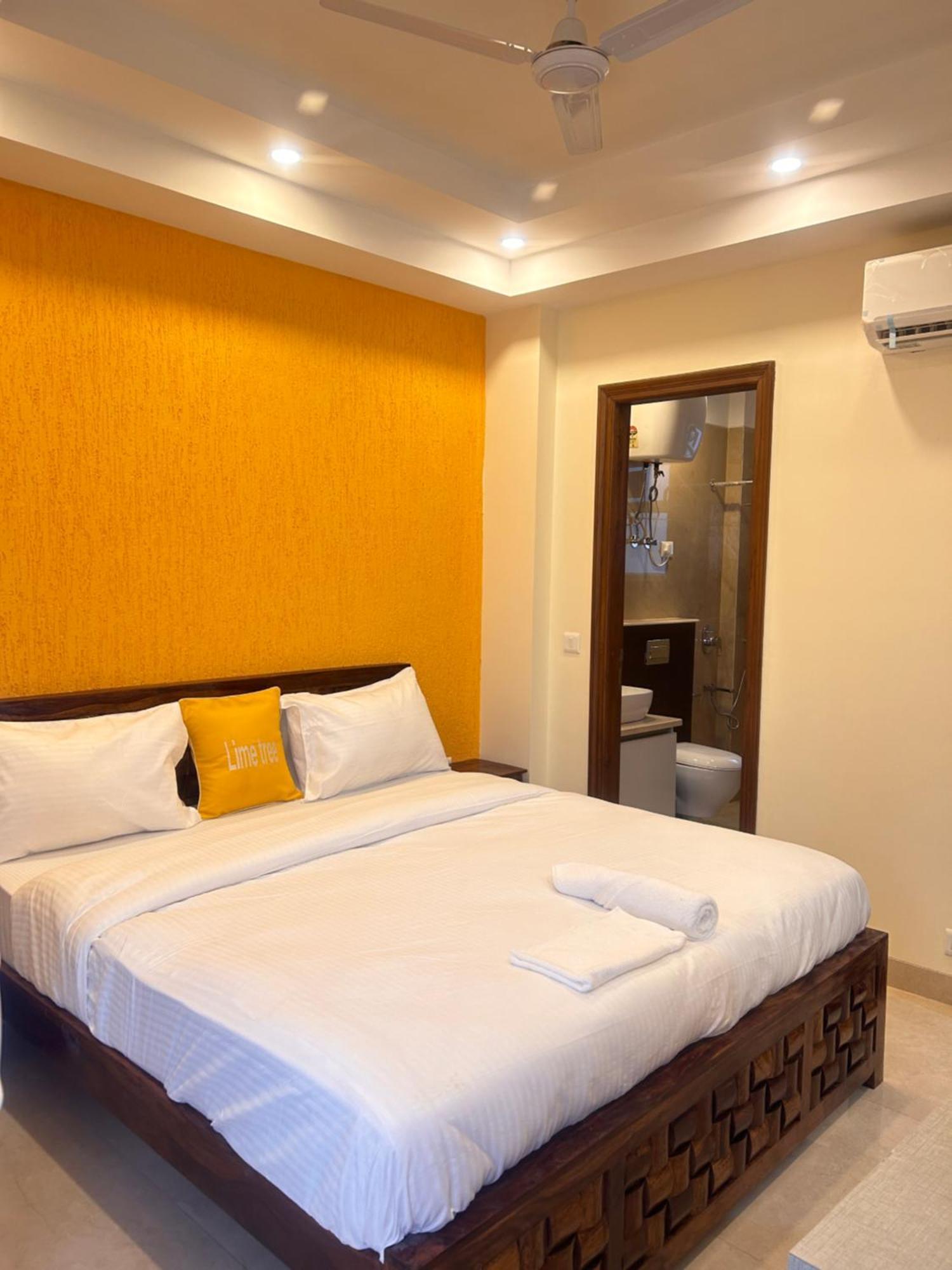 Lime Tree Service - Medanta Medicity, Hotel 3*
