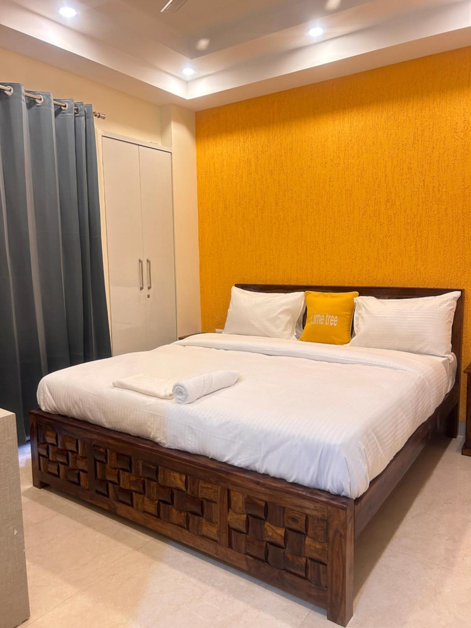 Lime Tree Service - Medanta Medicity, Hotel