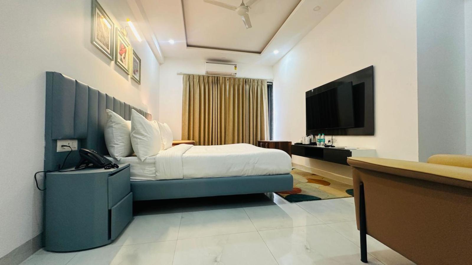Hotel Elite 32 Avenue - Near Google Building