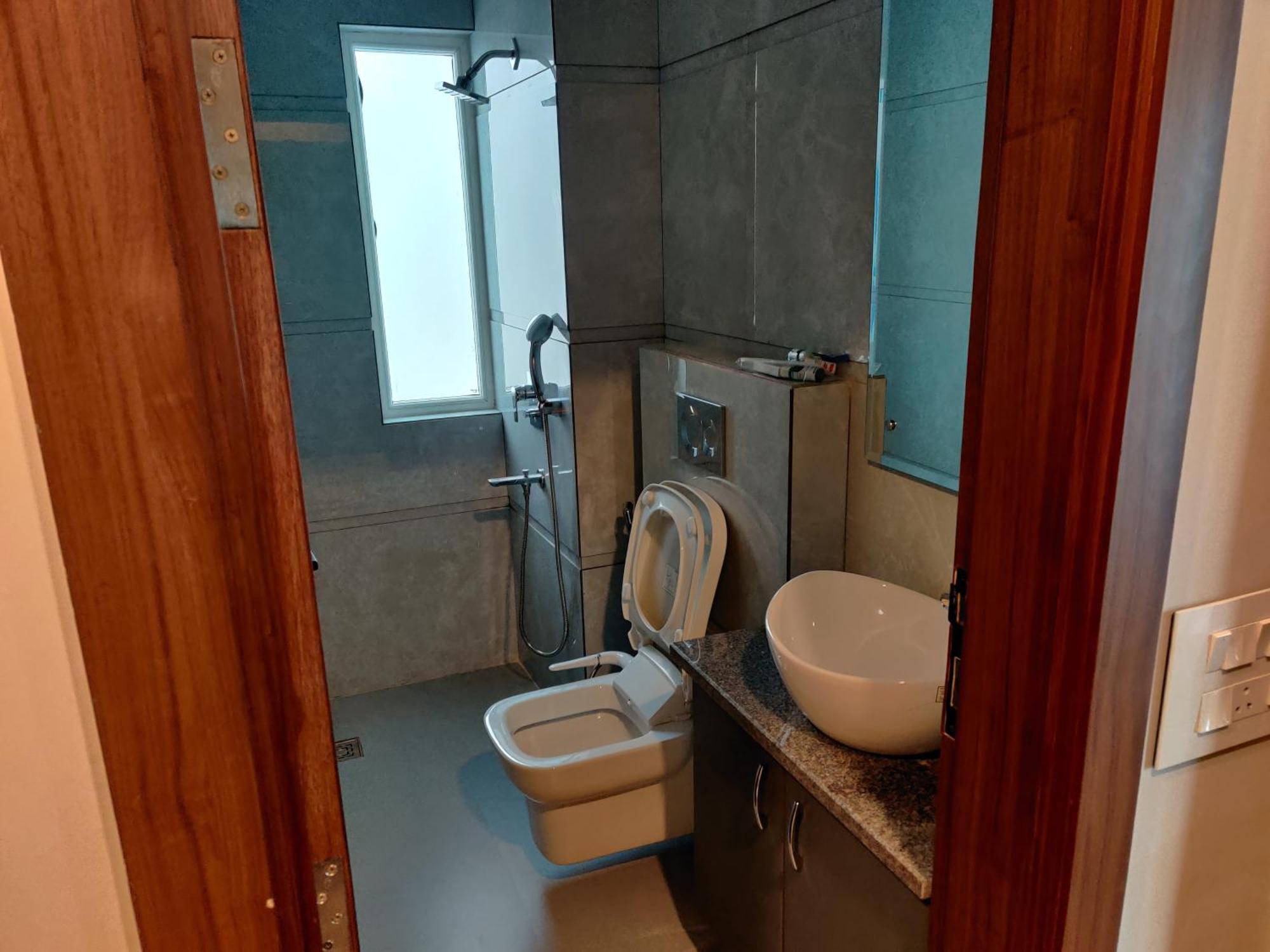 Gokulam Apartment *