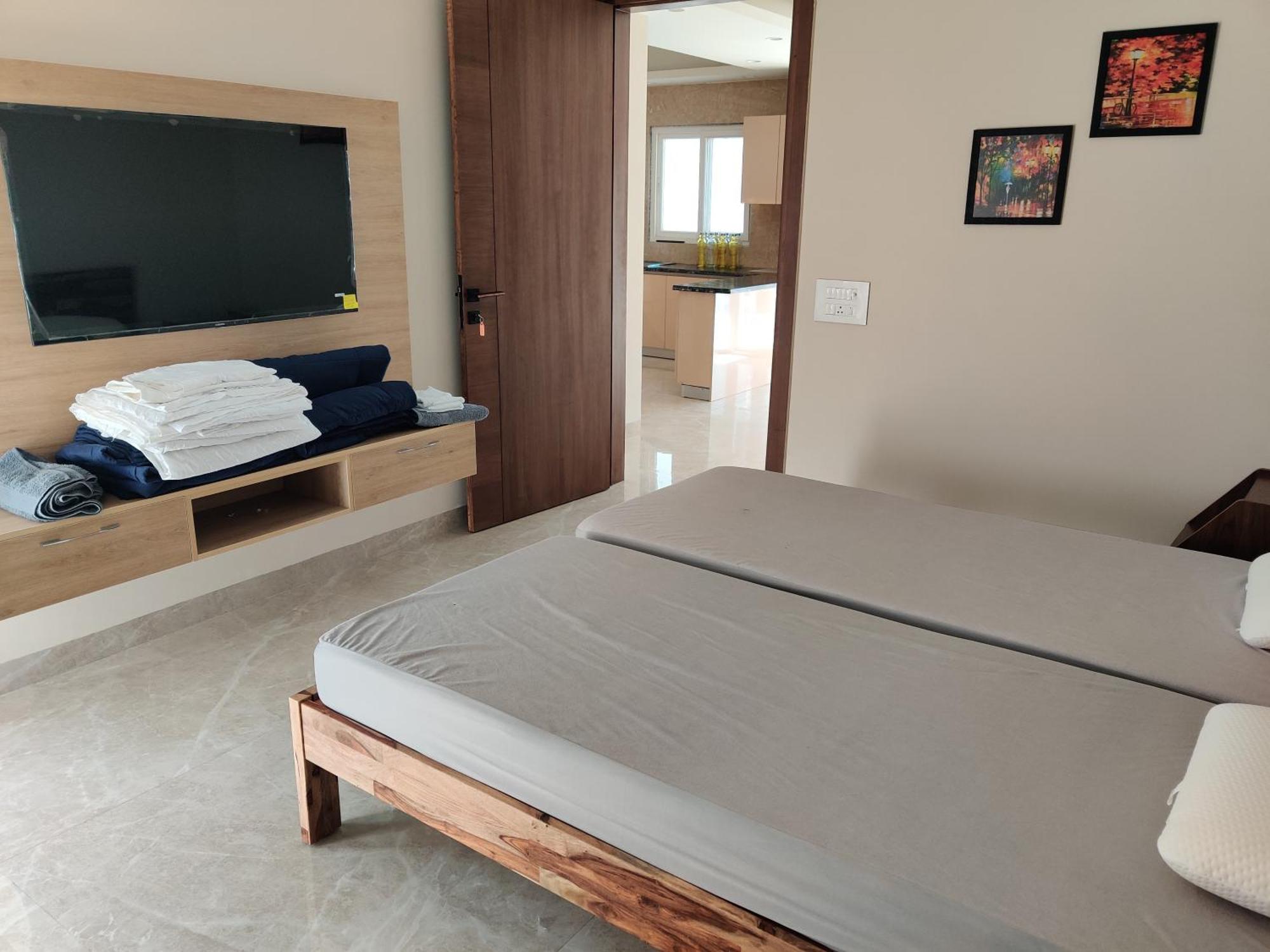 Gokulam Apartment *