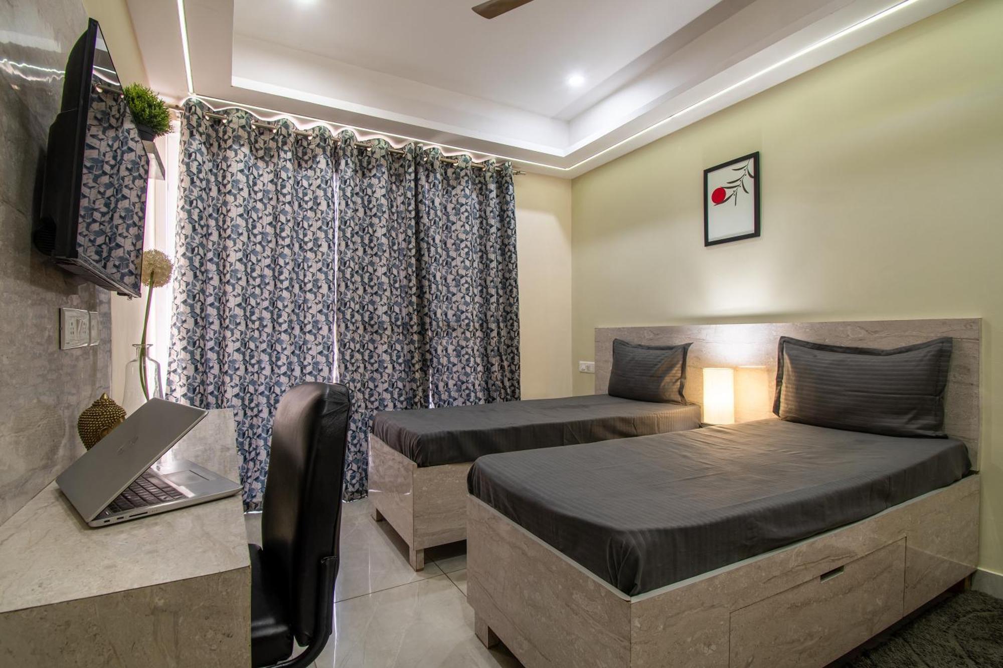 Living Homes Sagitta- Sector 51, Artemis Hospital, Near Unitech Cyber Park Apartment