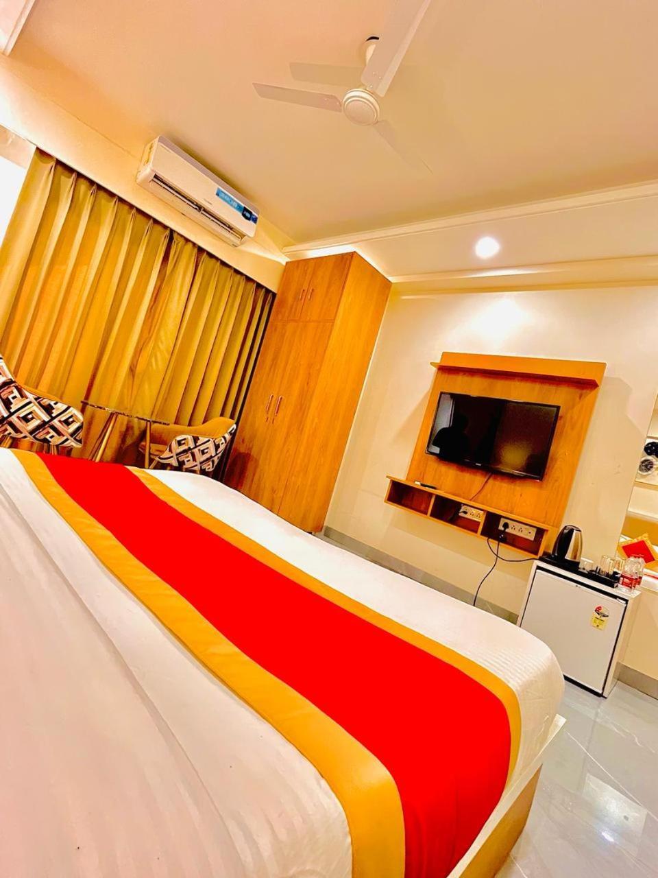 Hotel Amahi - Sector 48
