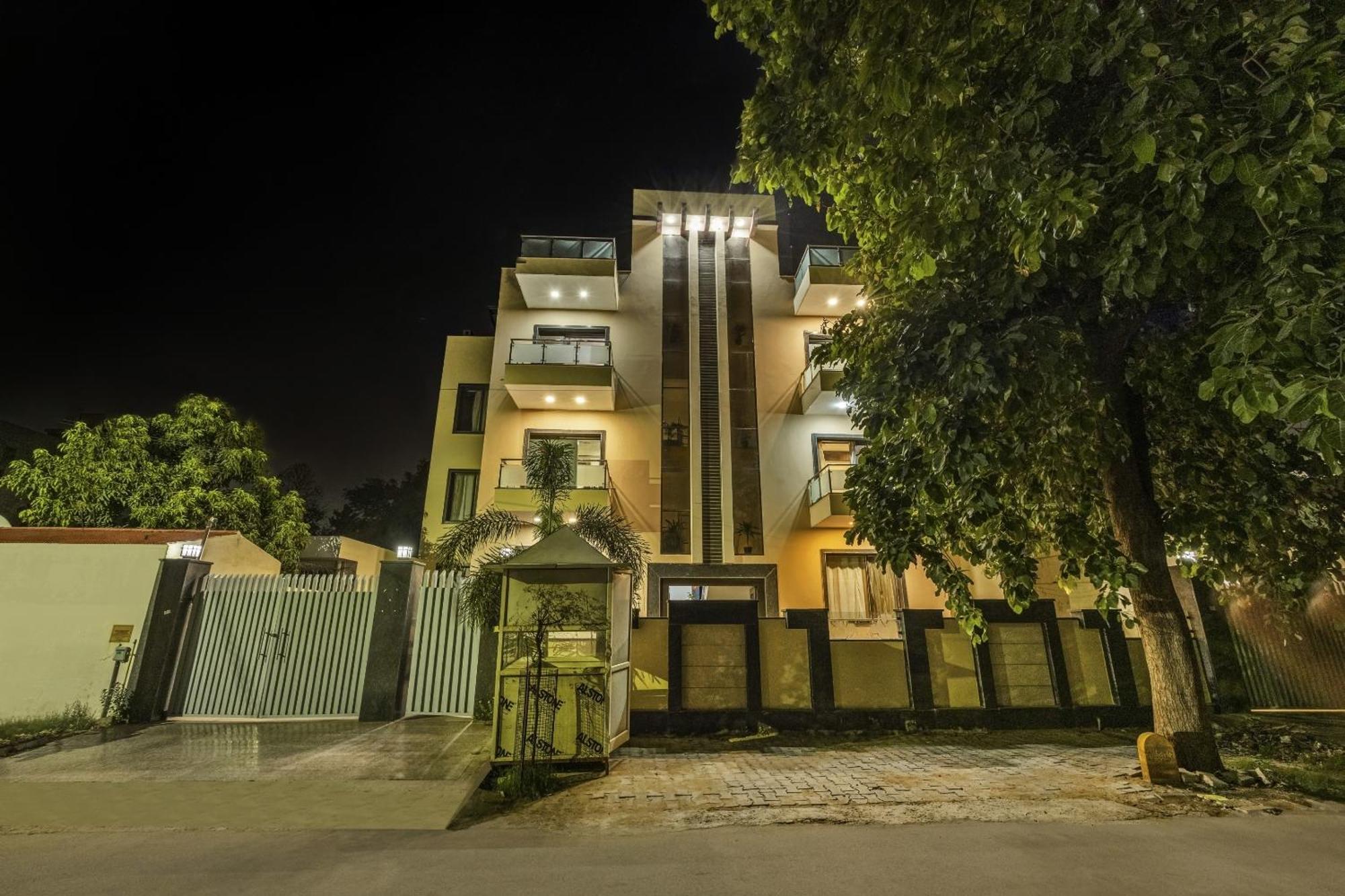 O Birdhouse Residency Hotel Gurgaon