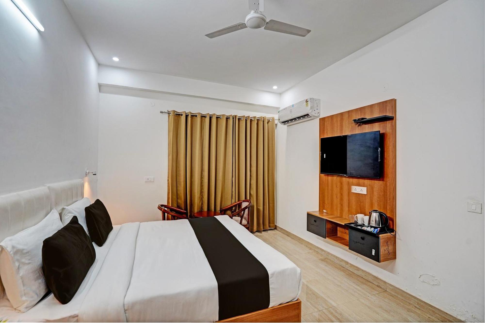 Townhouse Akshay 4*