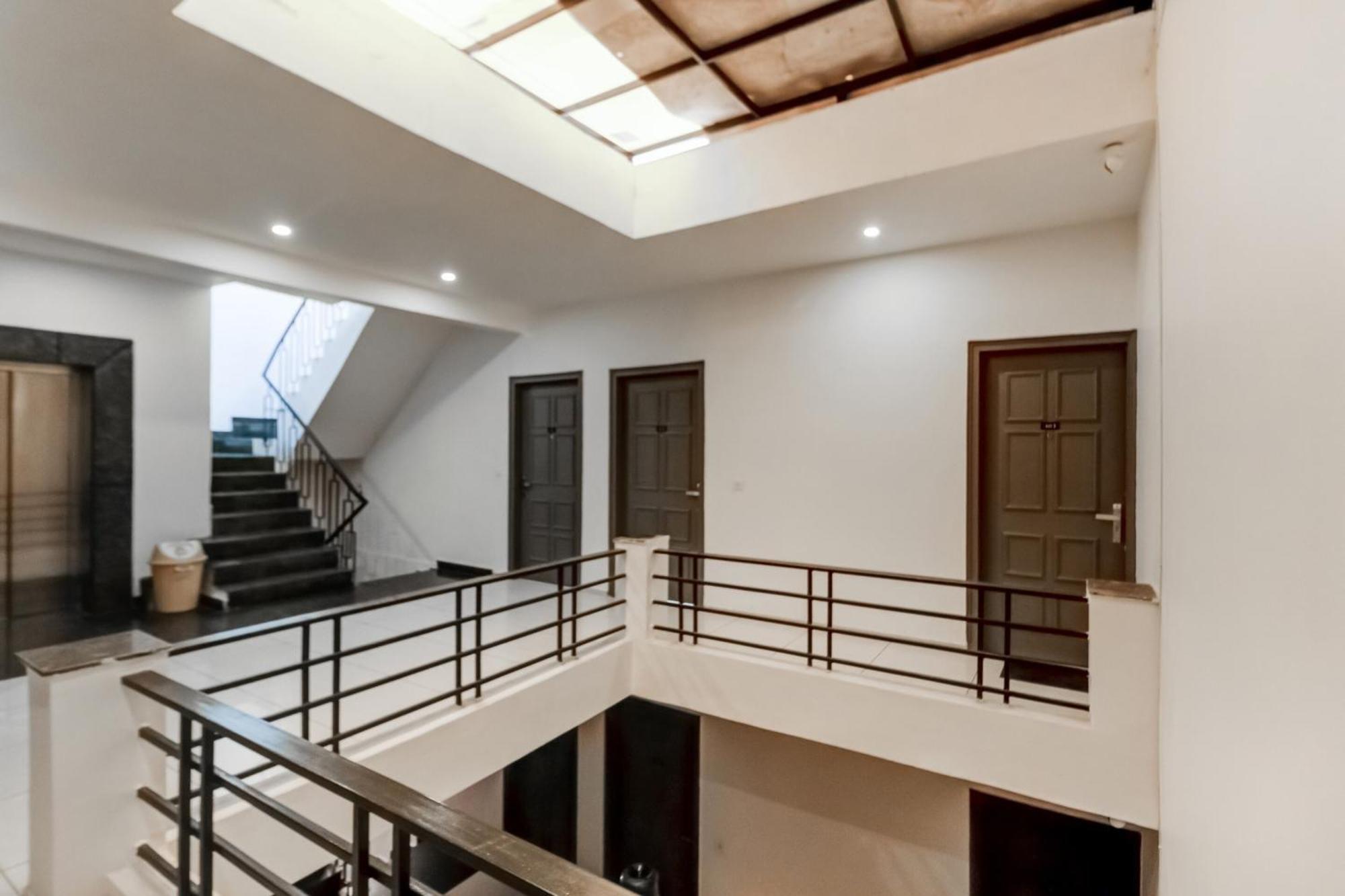 Hotel Townhouse South 2 Sector 49