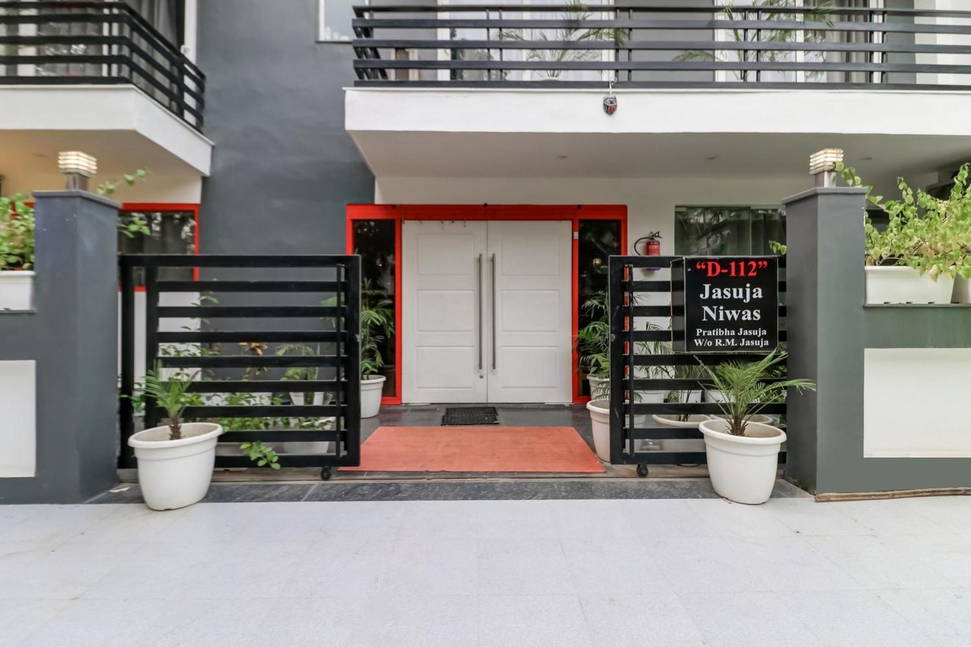 Hotel Townhouse South 2 Sector 49 4*