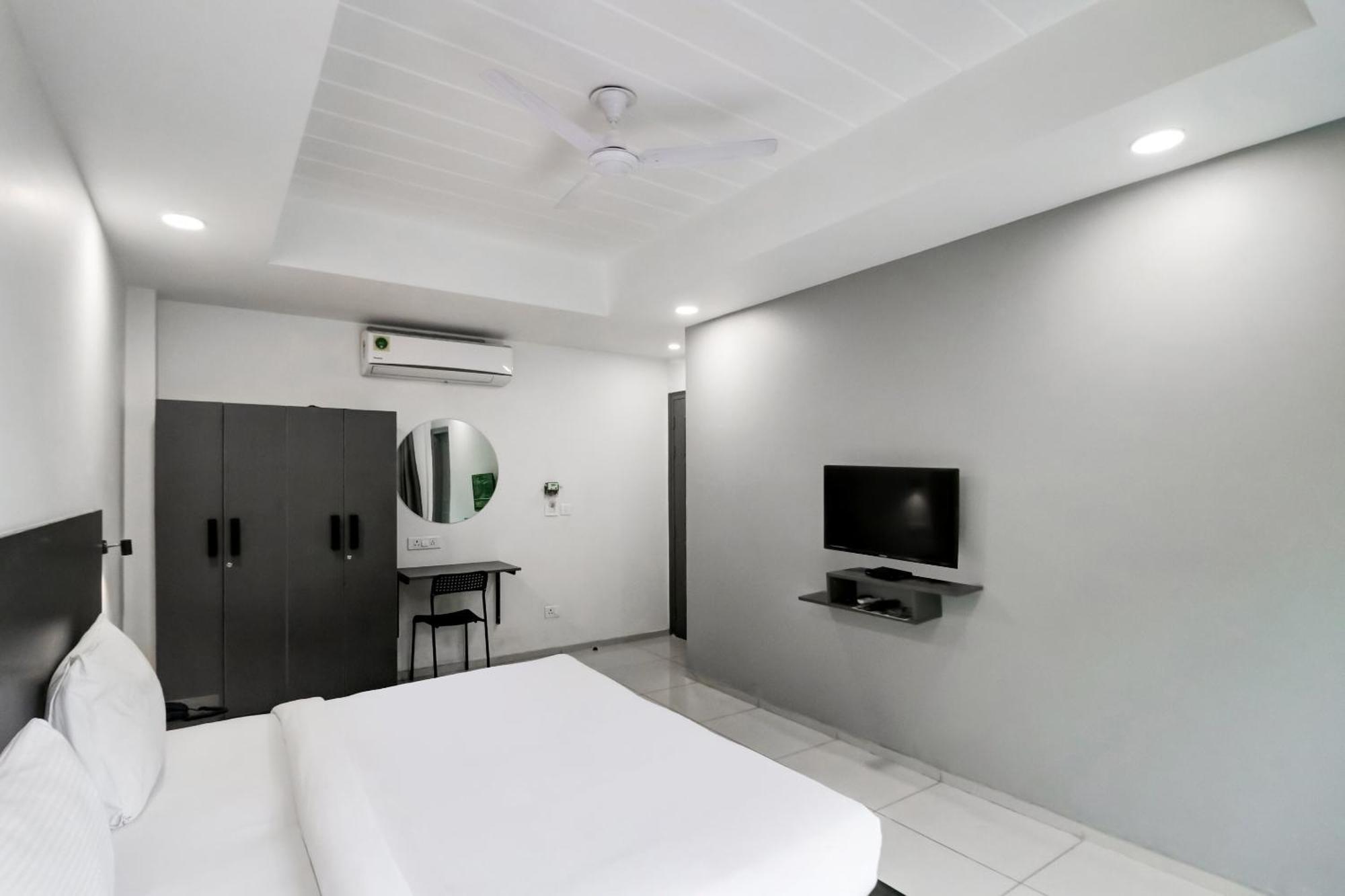 Hotel Townhouse South 2 Sector 49 Gurgaon