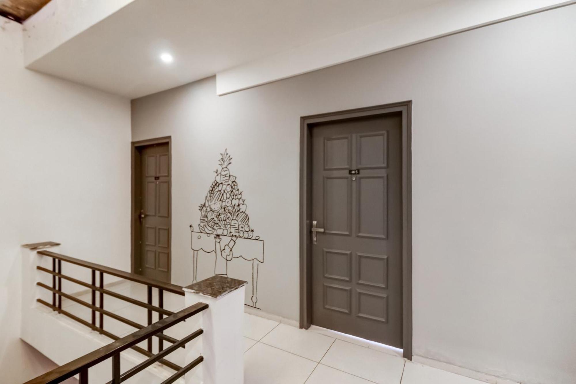 Townhouse South 2 Sector 49 4* Gurgaon