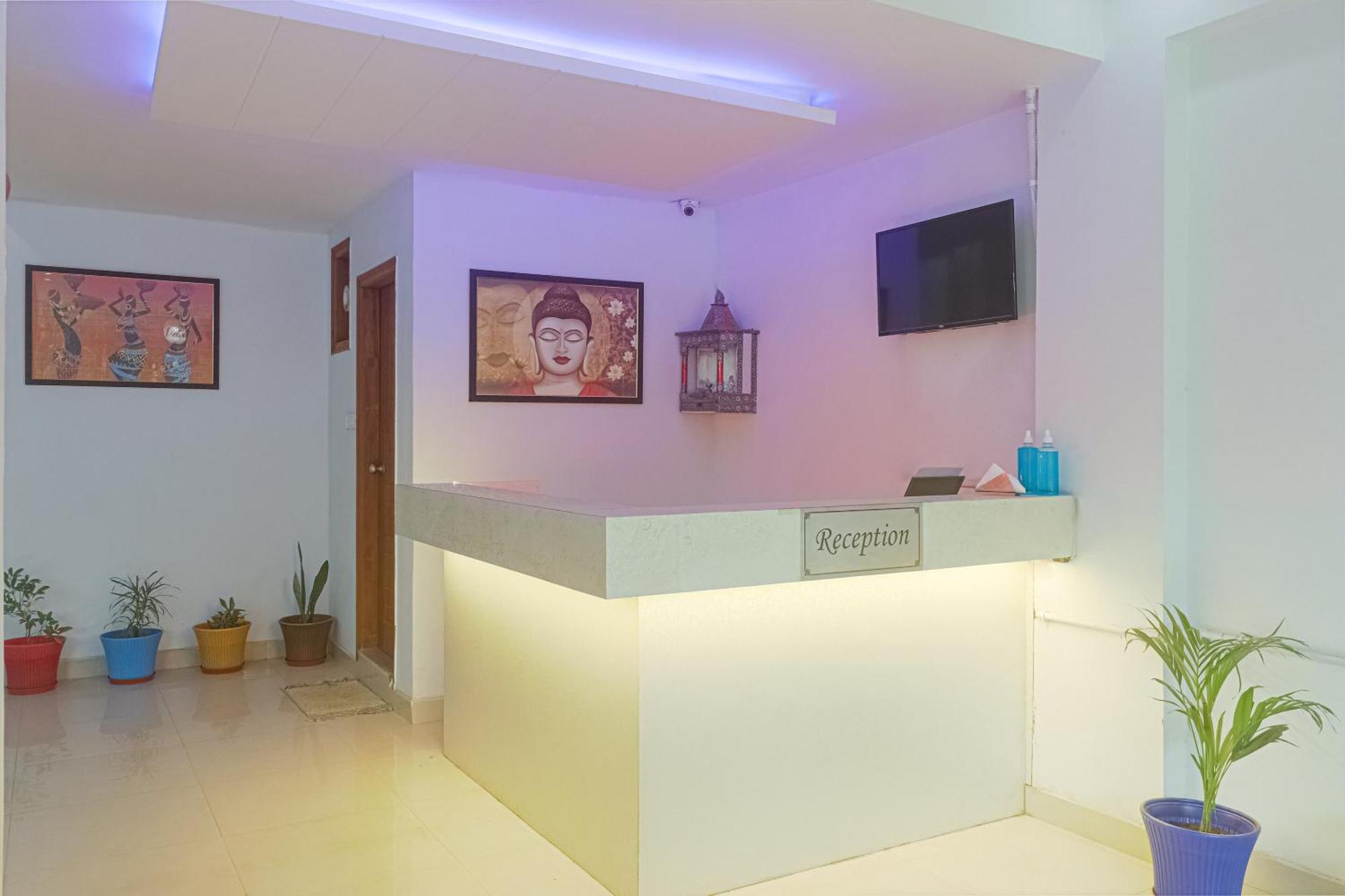 Collection O Majestic Hotel
