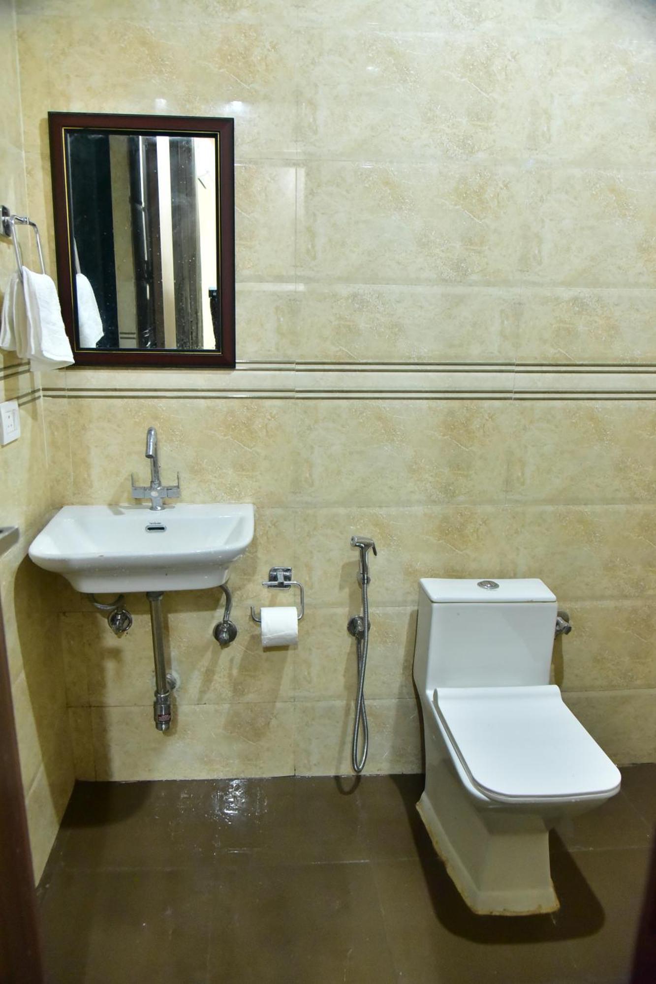 Wedlock Medanta 3* Gurgaon