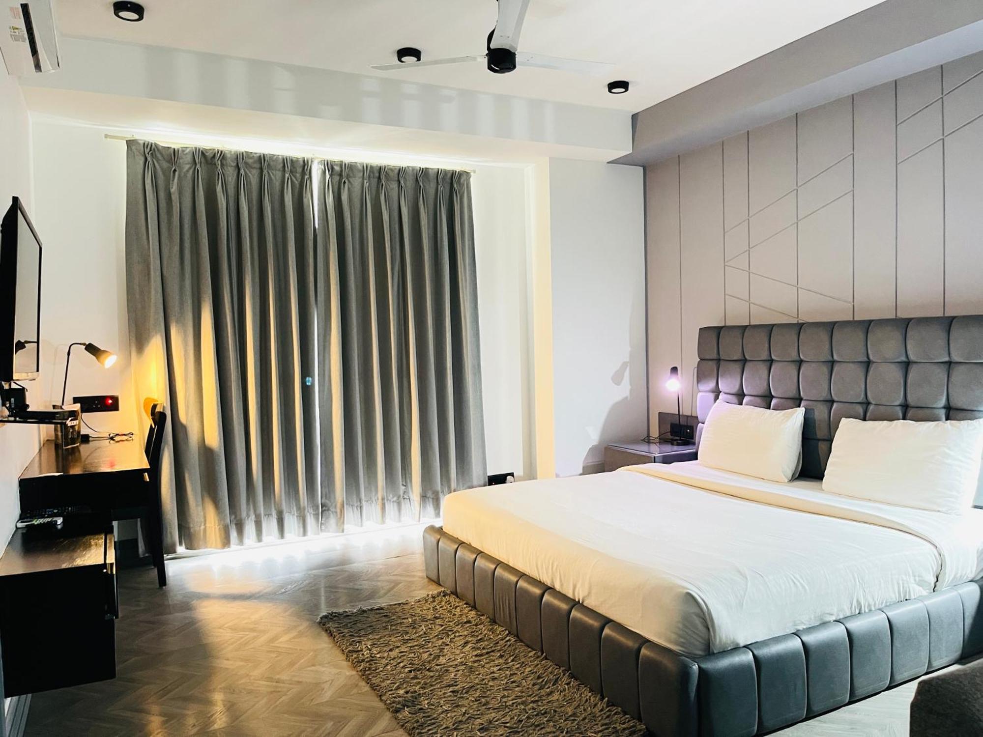 Aparthotel Bedchambers Serviced Apartments, Mg Road *