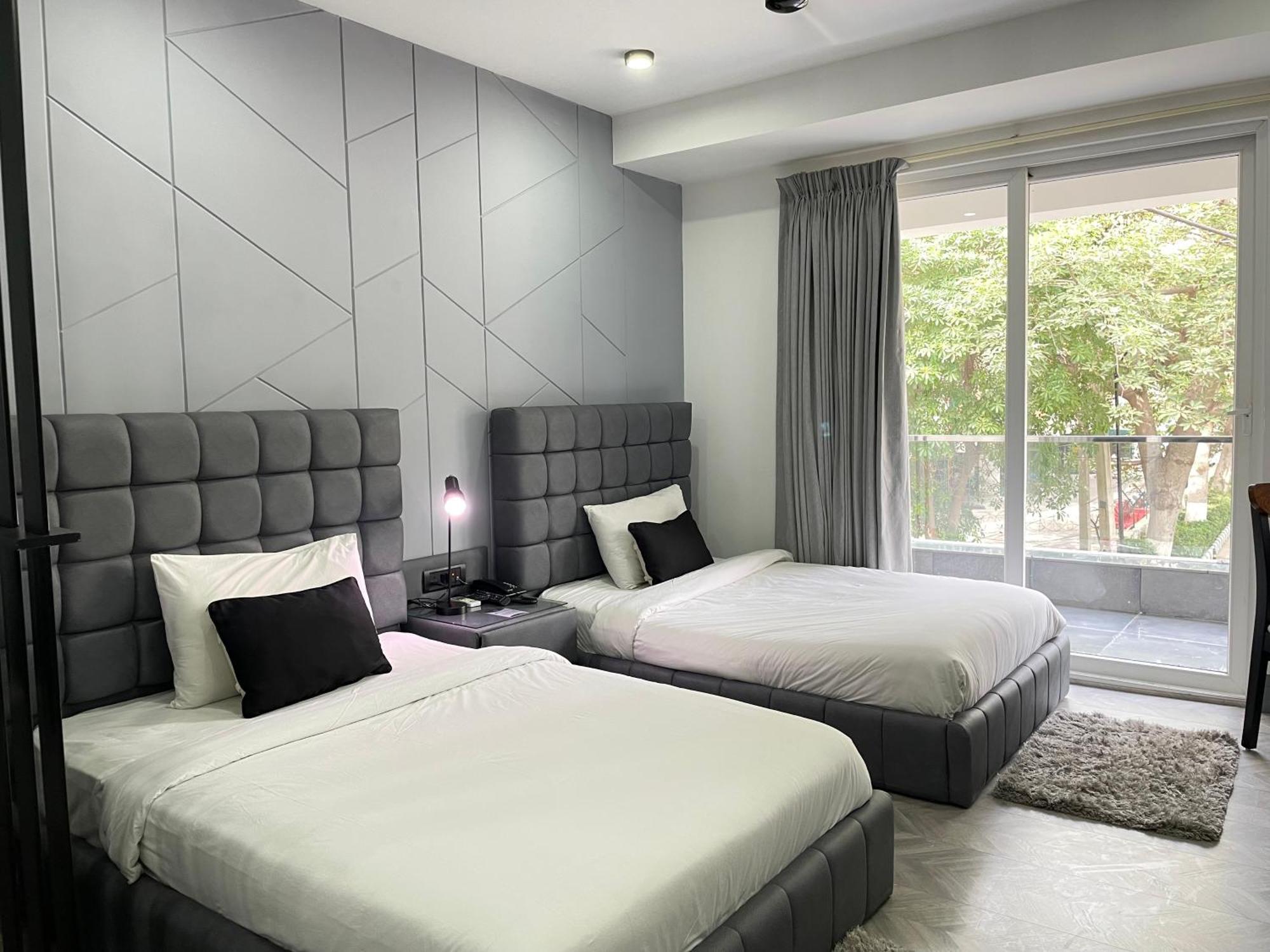 Bedchambers Serviced Apartments, Mg Road *