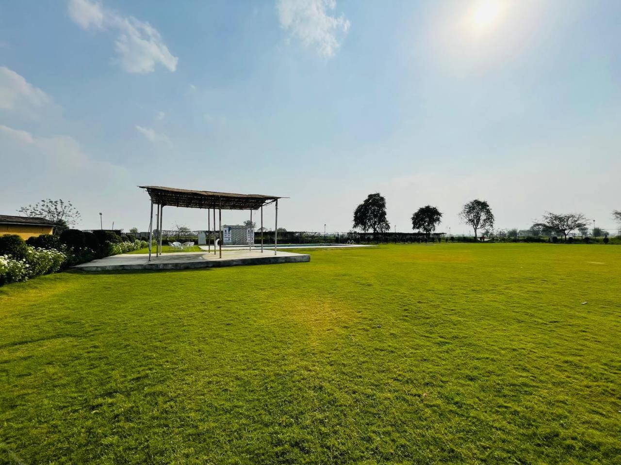 Hotel Arise Ethnic Village