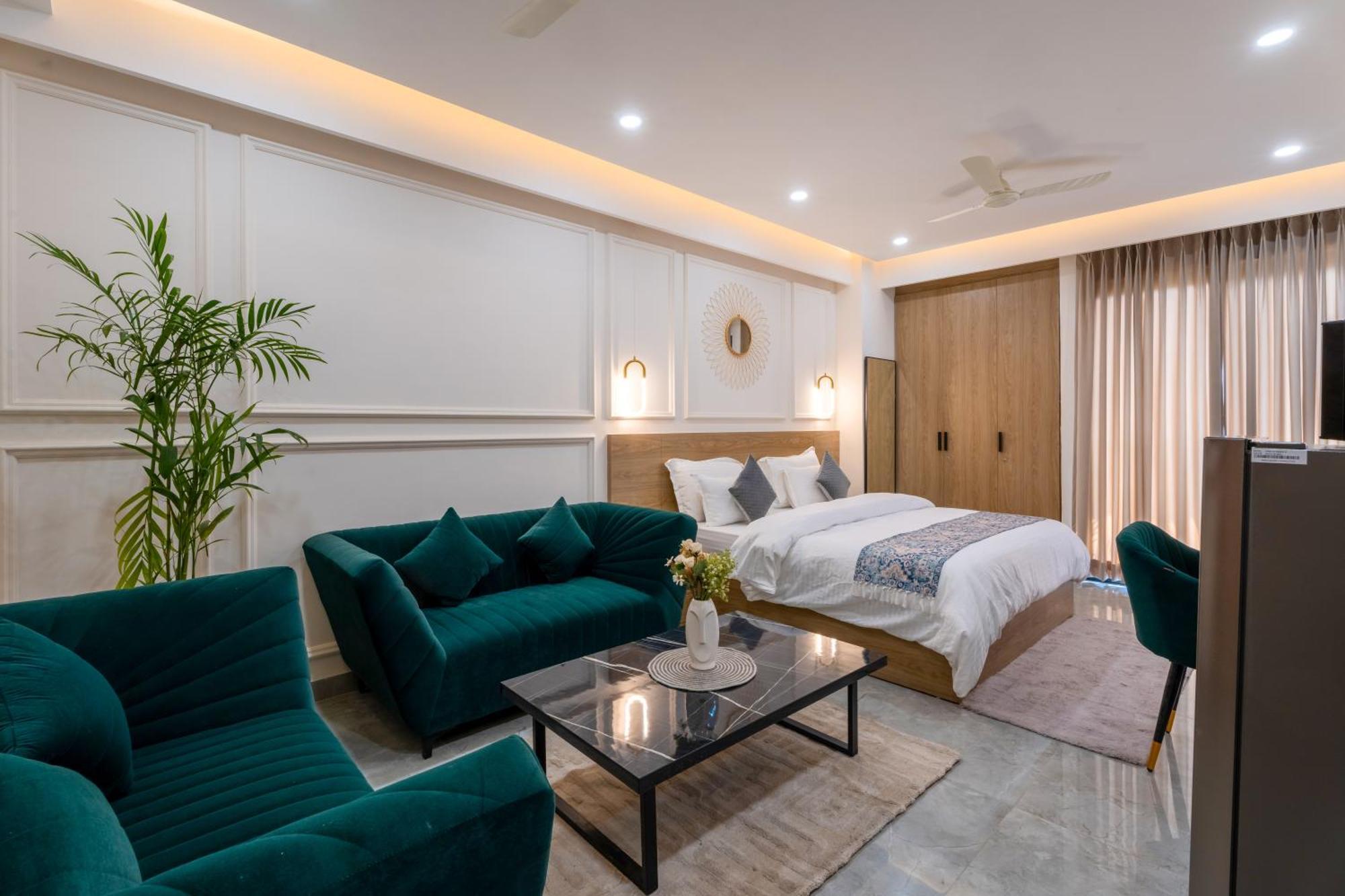 Elegent On Golf Course Road @ Sterling * Gurgaon