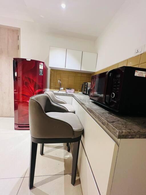 Luxury Key8 * Gurgaon