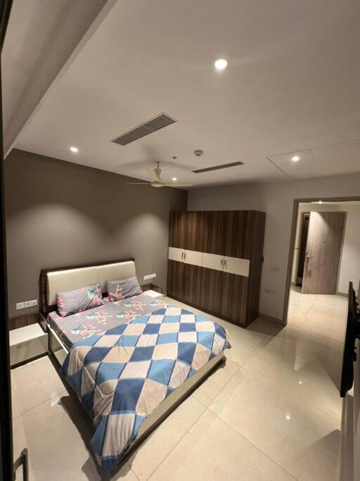 Luxury Key8