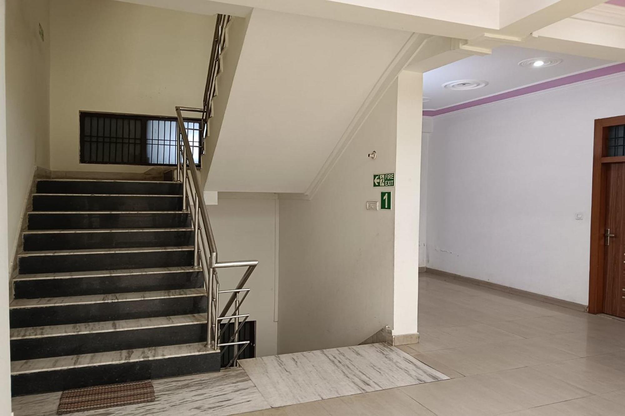 Hotel Divine Gurgaon