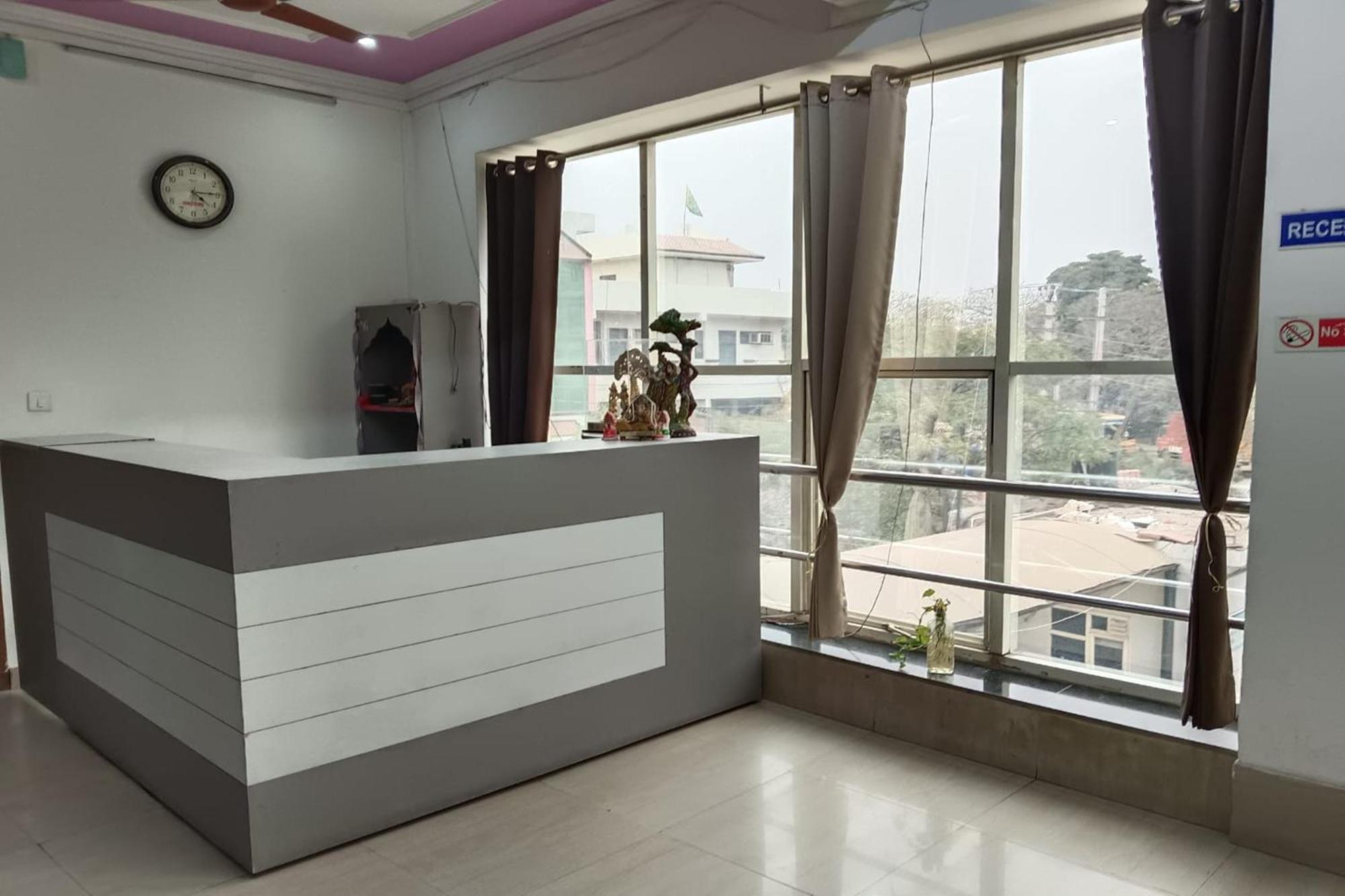 Hotel Divine Gurgaon
