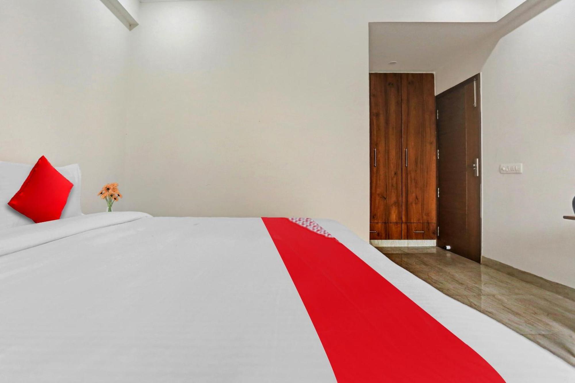 O Unicorn Near Omaxe Celebration Mall Hotel Gurgaon