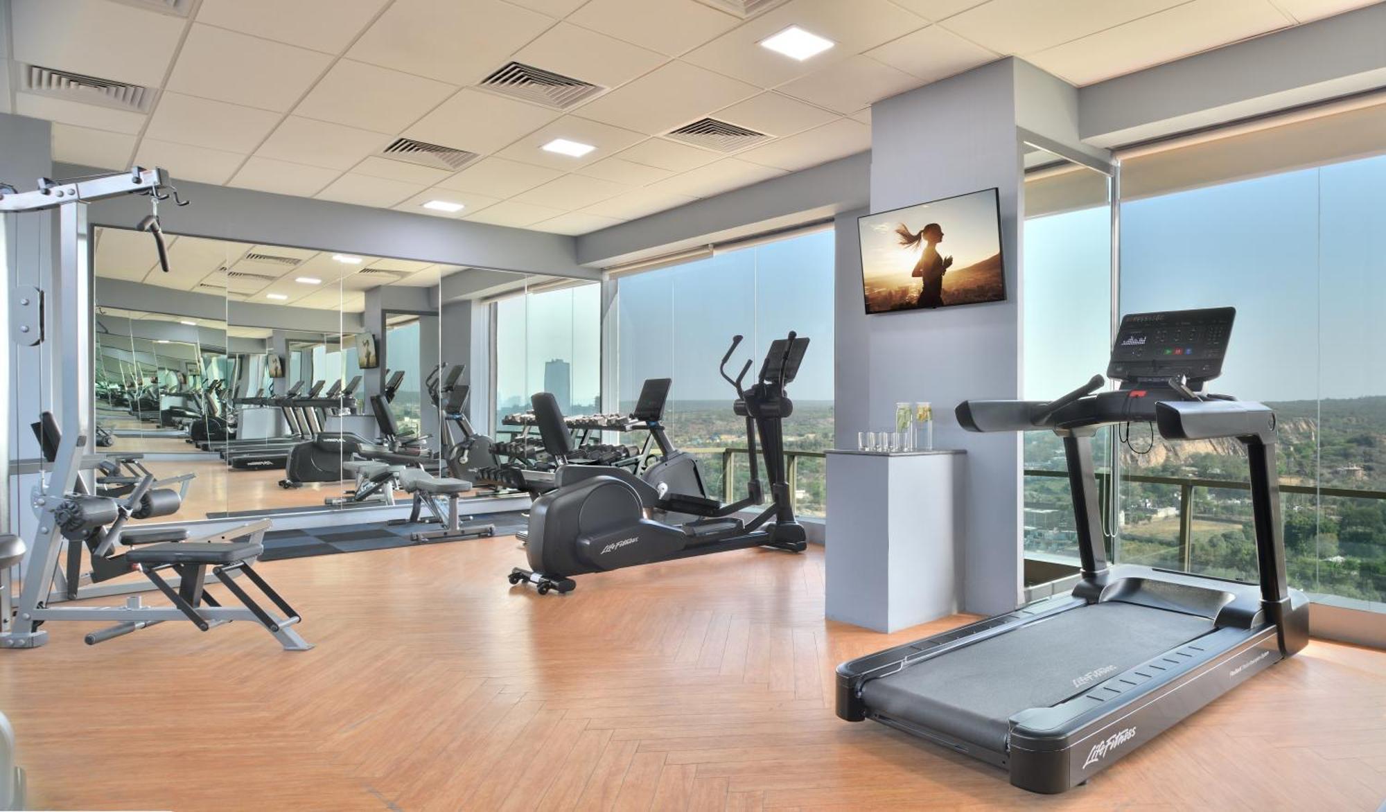 Aparthotel Citadines Paras Square Gurugram 4*