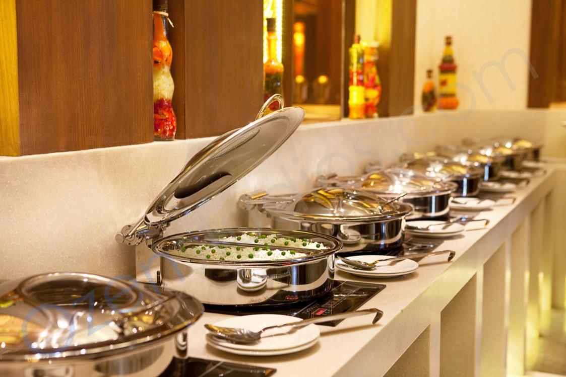 Hotel The Place Gurugram, A Member Of Radisson Individuals Gurgaon