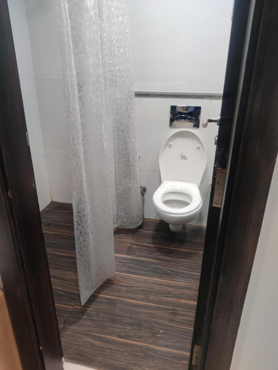 Apartment Saltstayz Studio - Near Artemis & Medanta Hospital *