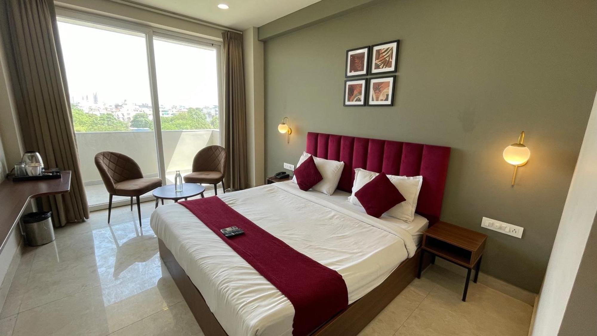 Apartment Saltstayz Studio - Near Artemis & Medanta Hospital *