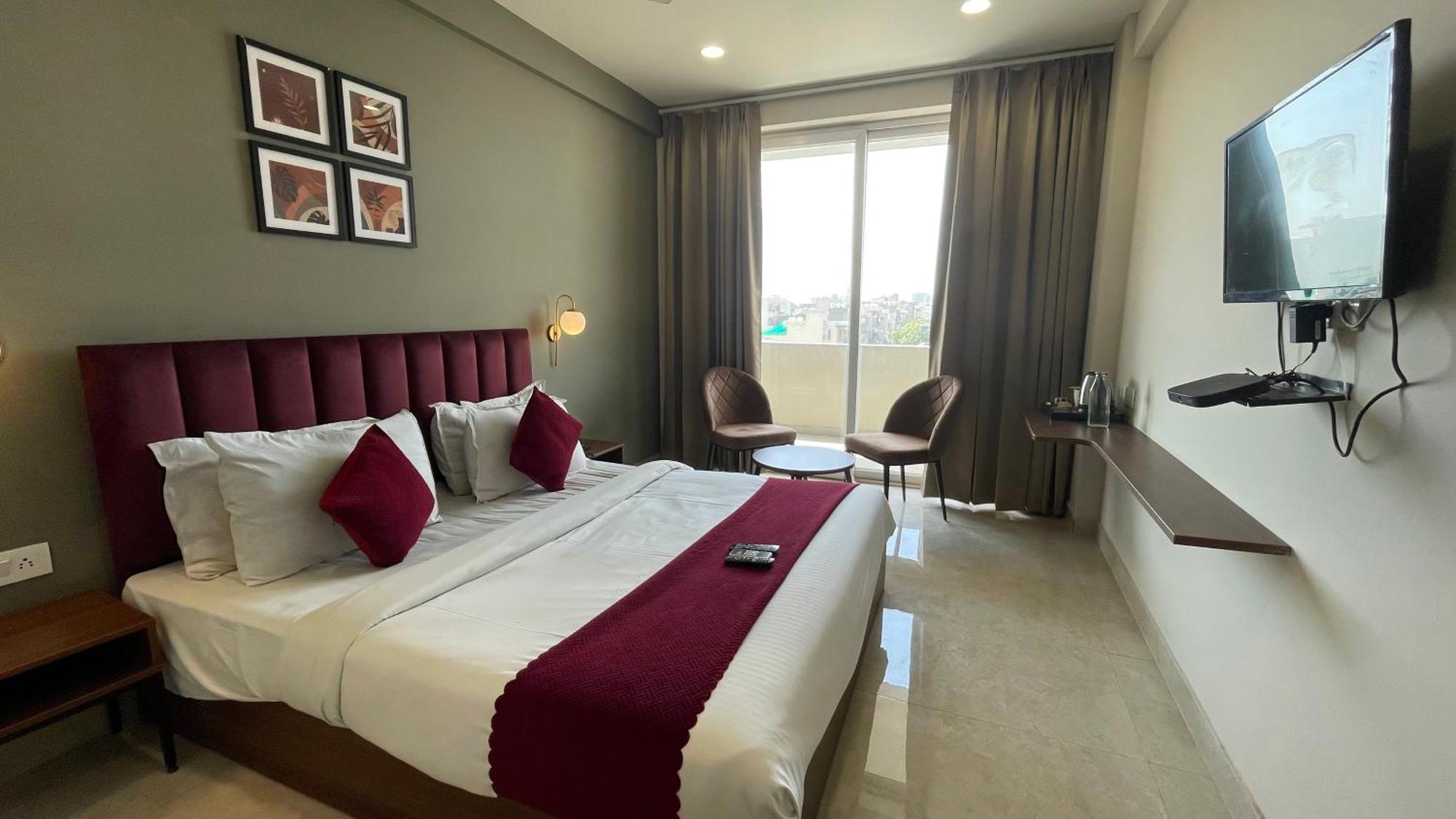 Saltstayz Studio - Near Artemis & Medanta Hospital Apartment Gurgaon